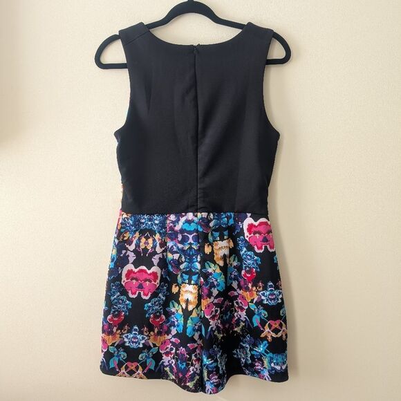 Nicole Miller Sleeveless Romper Dress Multi Floral Size Small - Picture 2 of 6